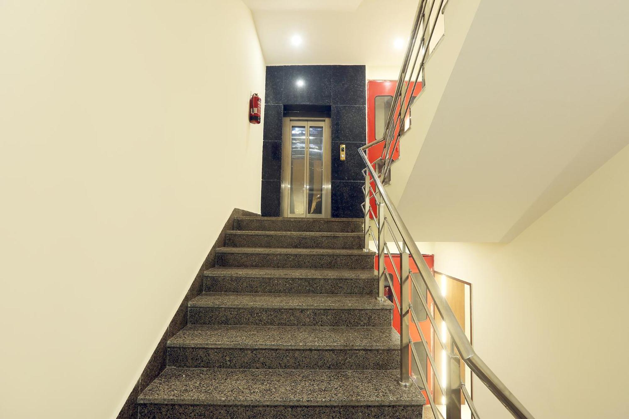 Hotel Green Lotus Luxe Gurgaon Extérieur photo